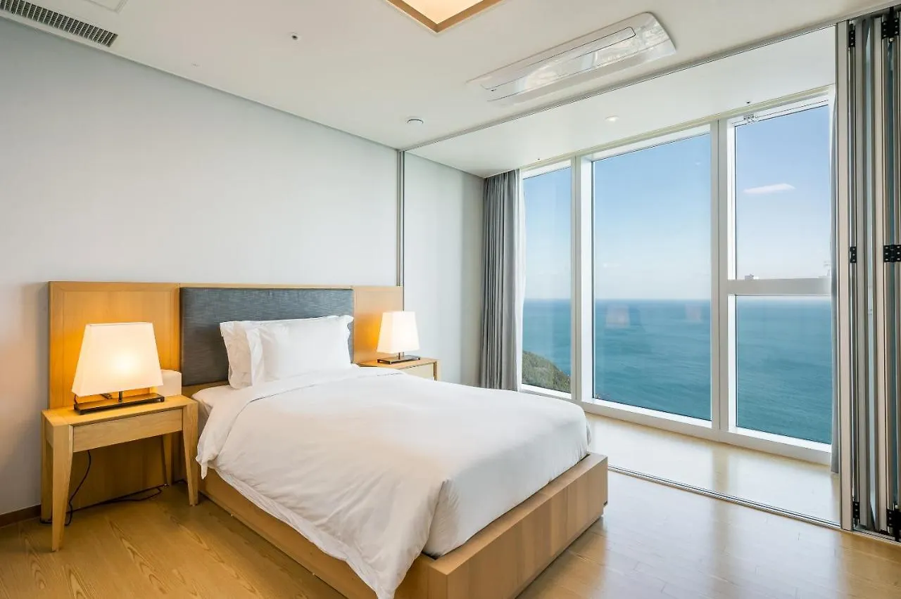Lct Residence Y Collection Busan 0*,