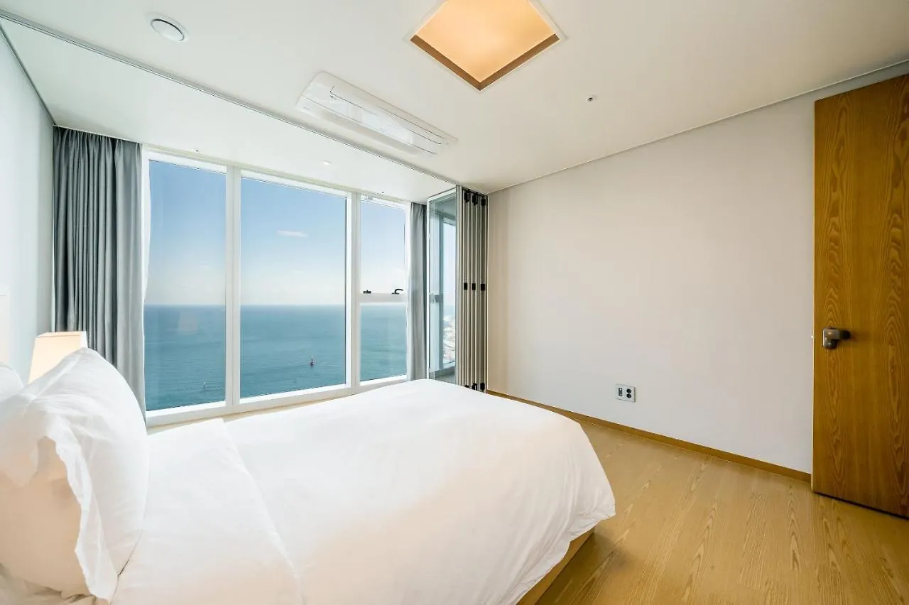 Lct Residence Y Collection Busan Hotel