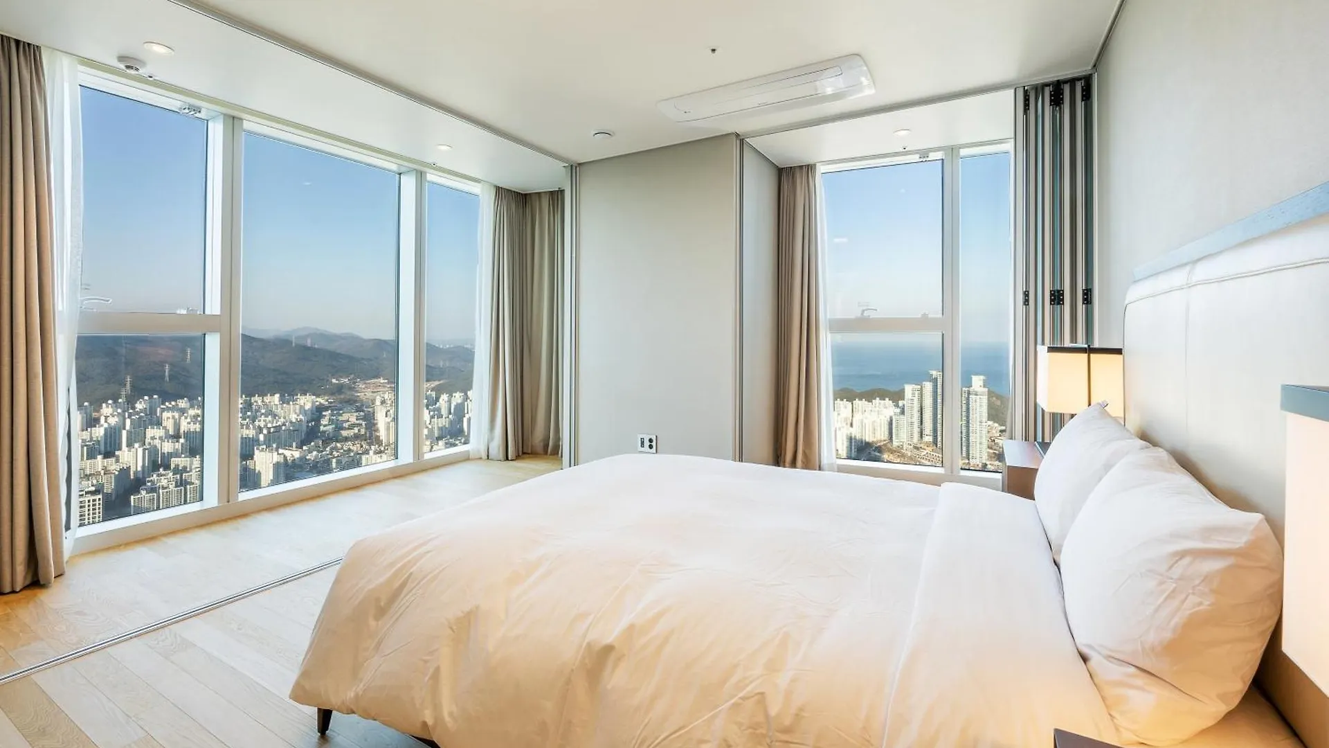 Lct Residence Y Collection Busan South Korea