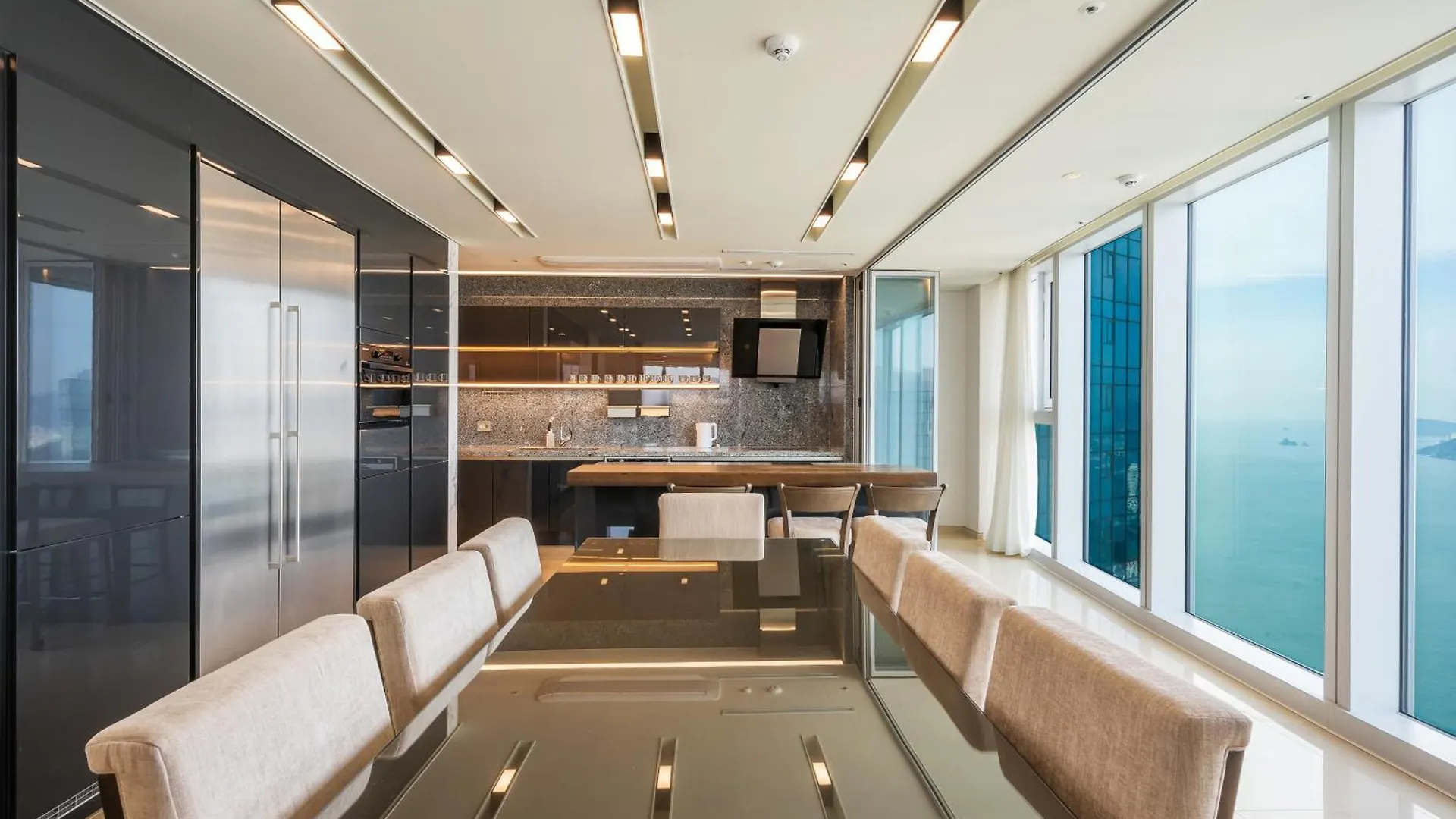 Lct Residence Y Collection Busan