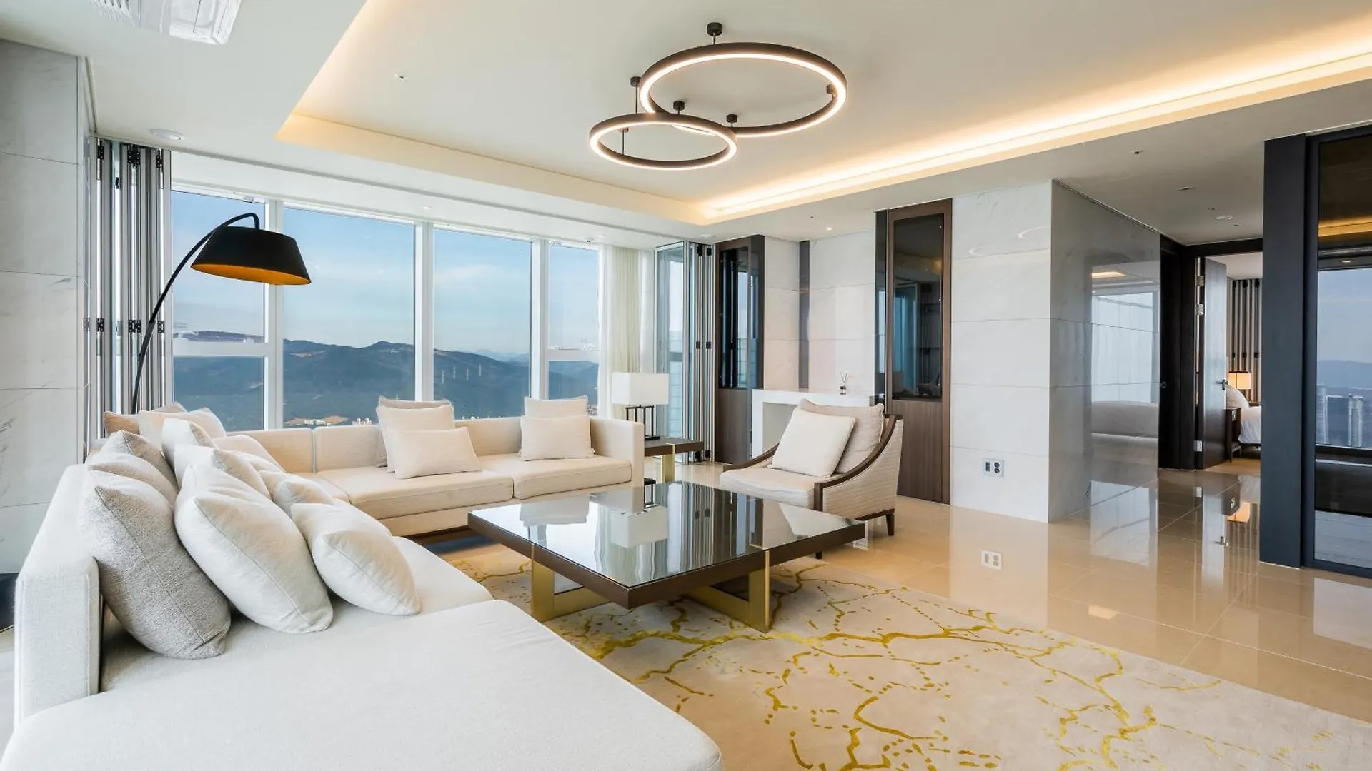 Hotel Lct Residence Y Collection Busan