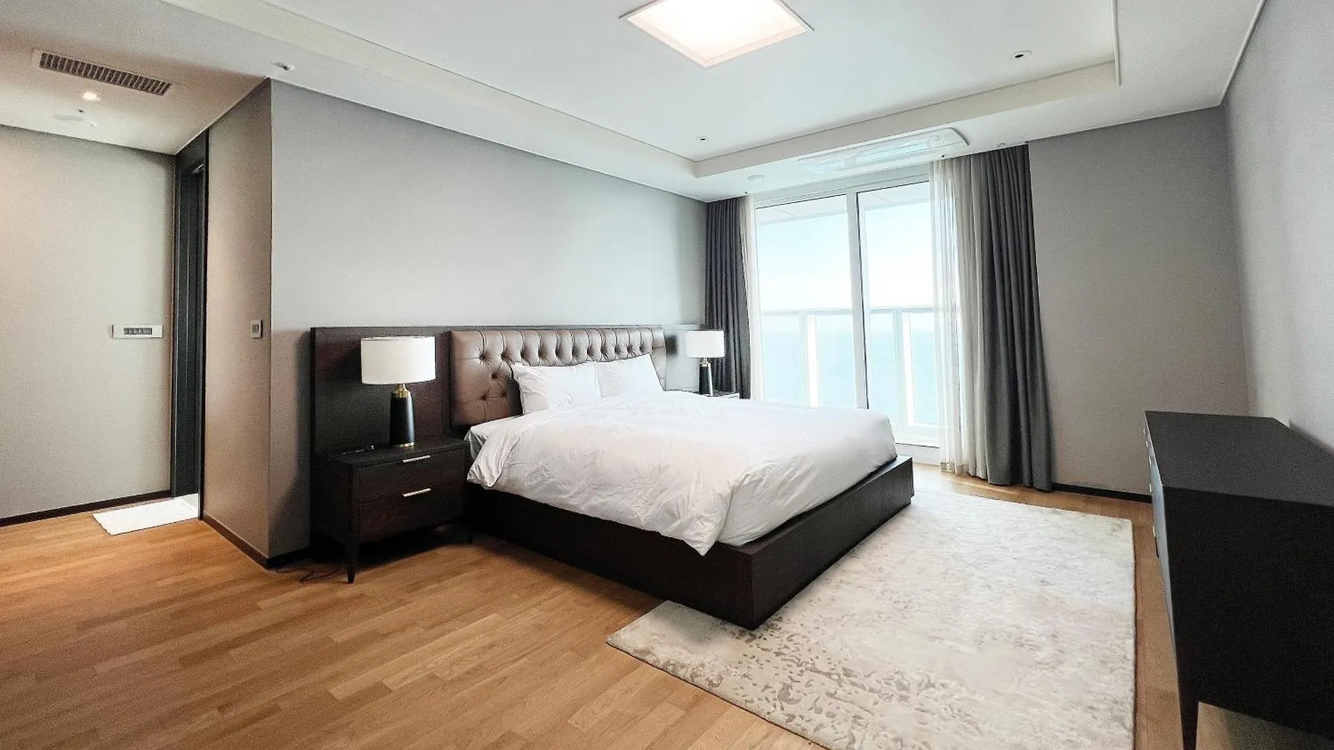Hotel Lct Residence Y Collection Busan