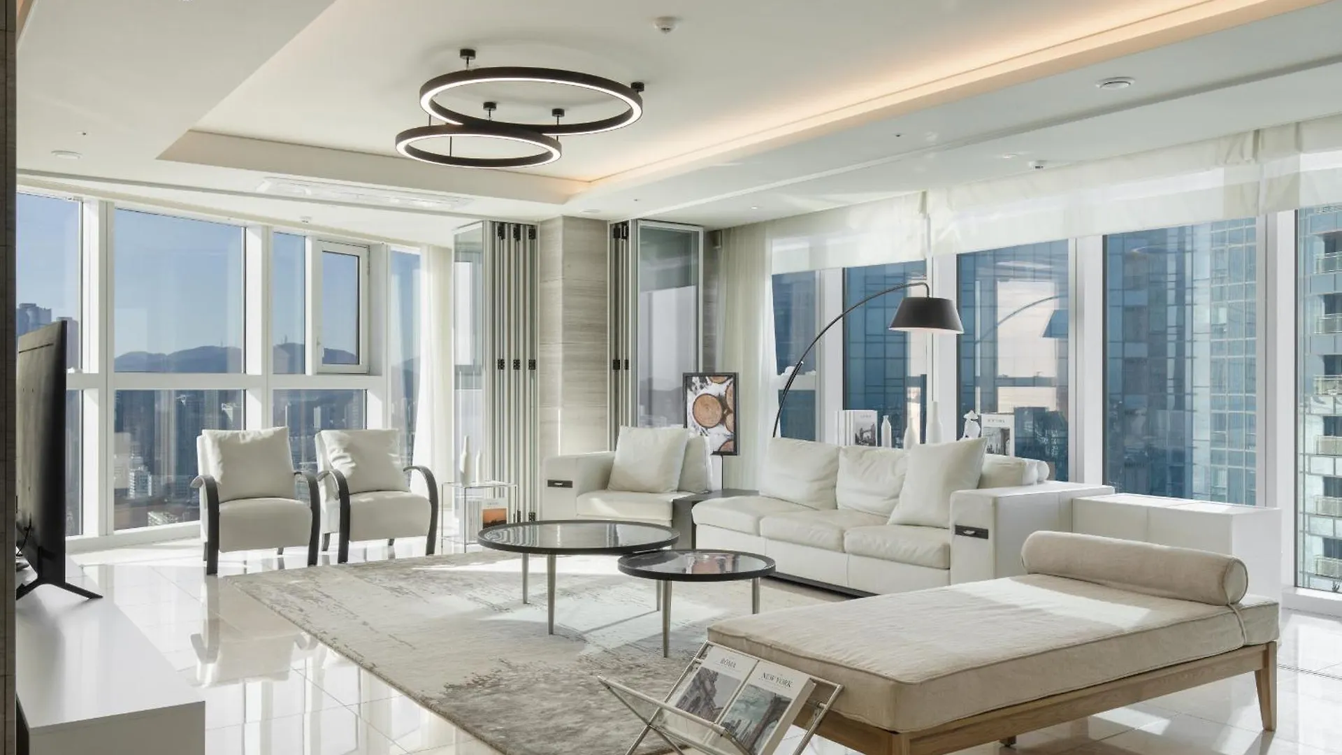Lct Residence Y Collection Busan