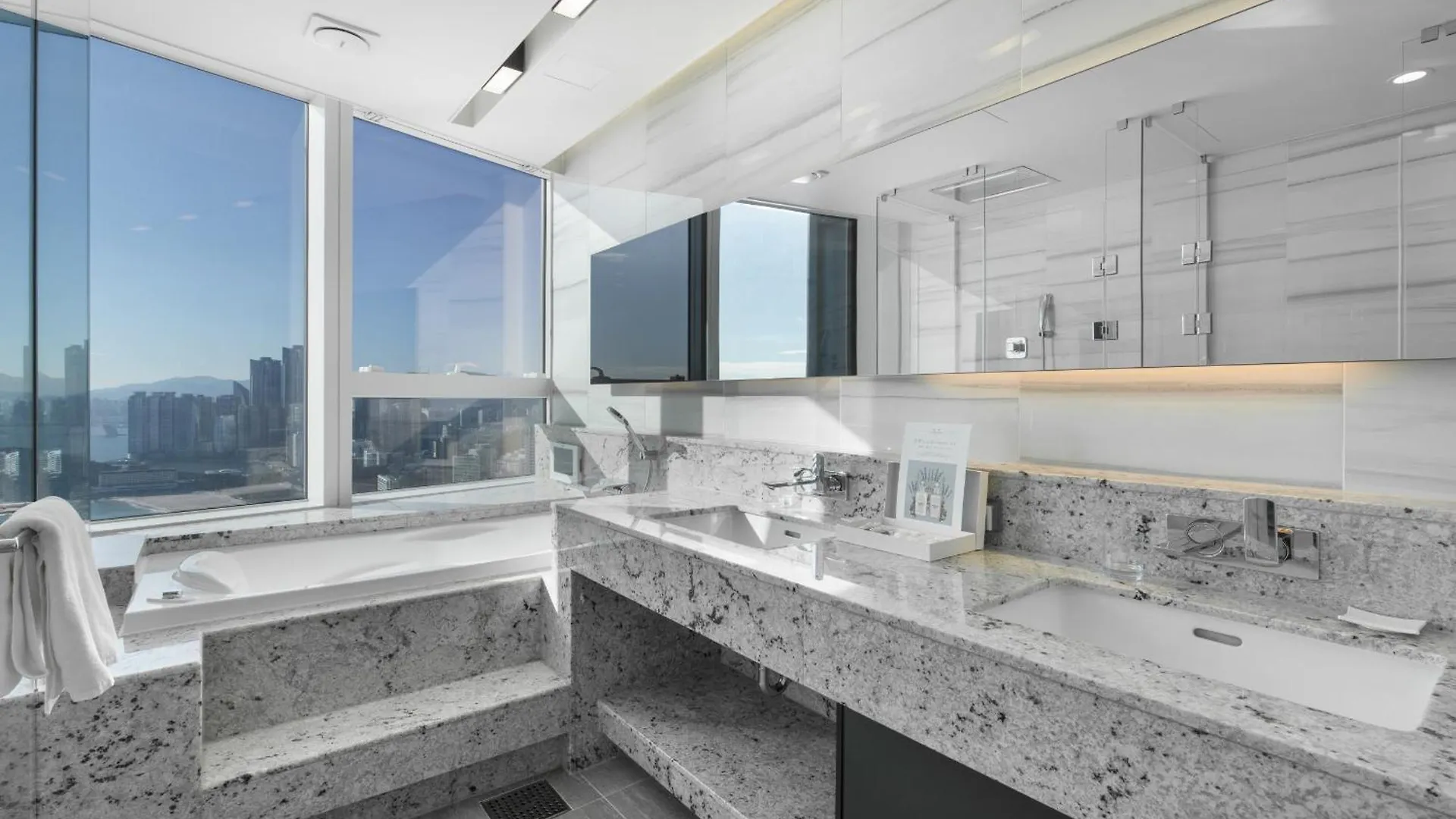 Lct Residence Y Collection Busan 0*,