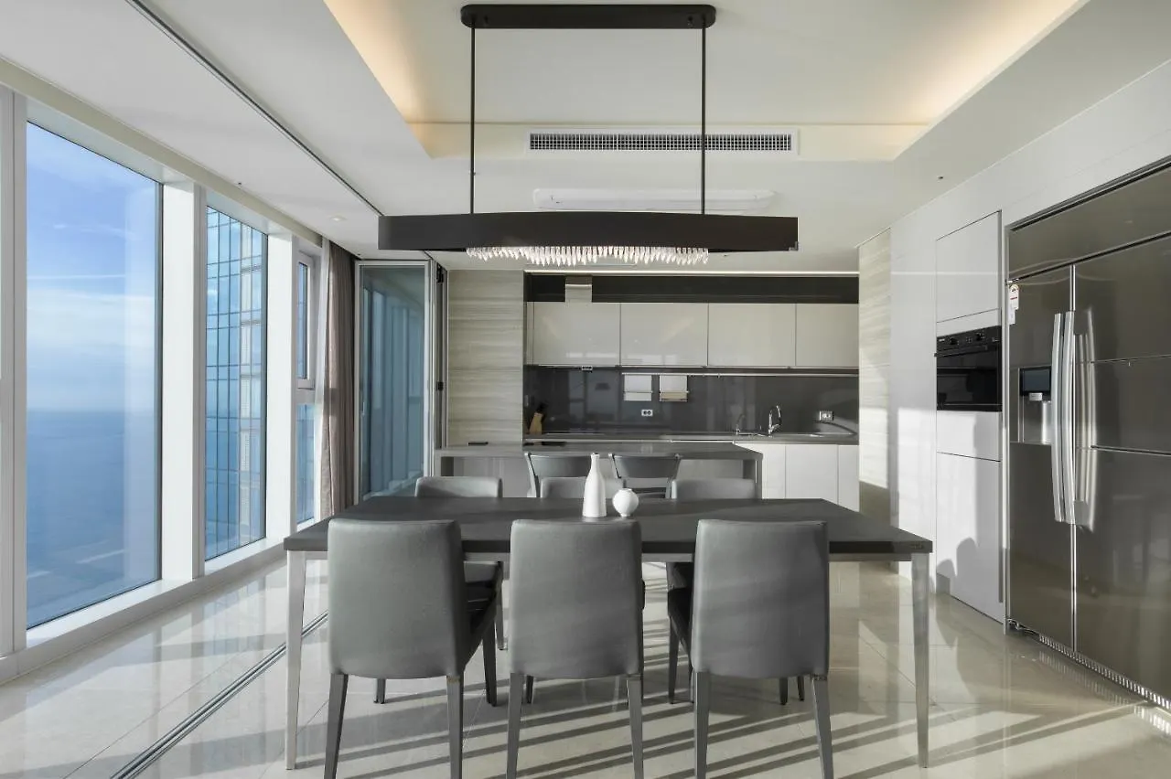 Lct Residence Y Collection Busan