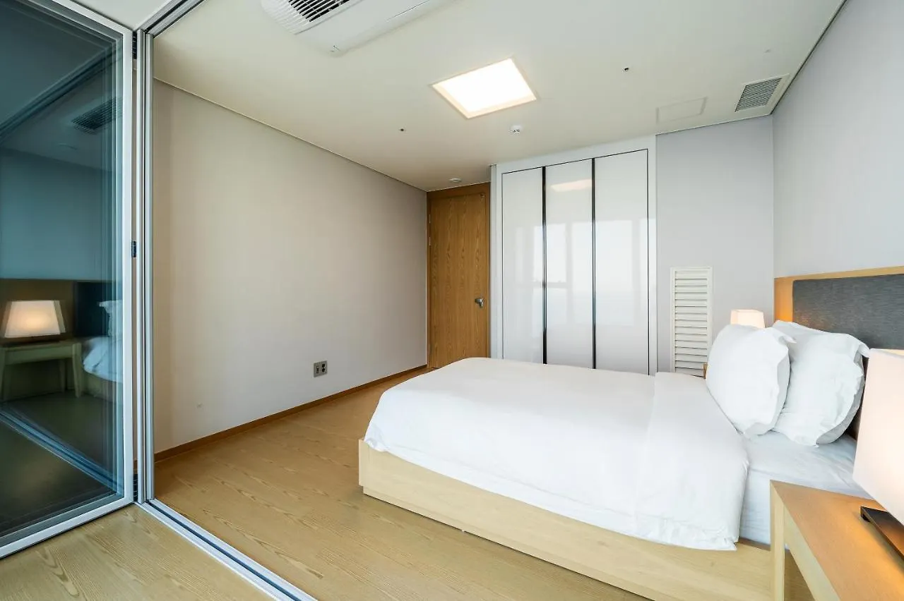 Lct Residence Y Collection Busan Hotel