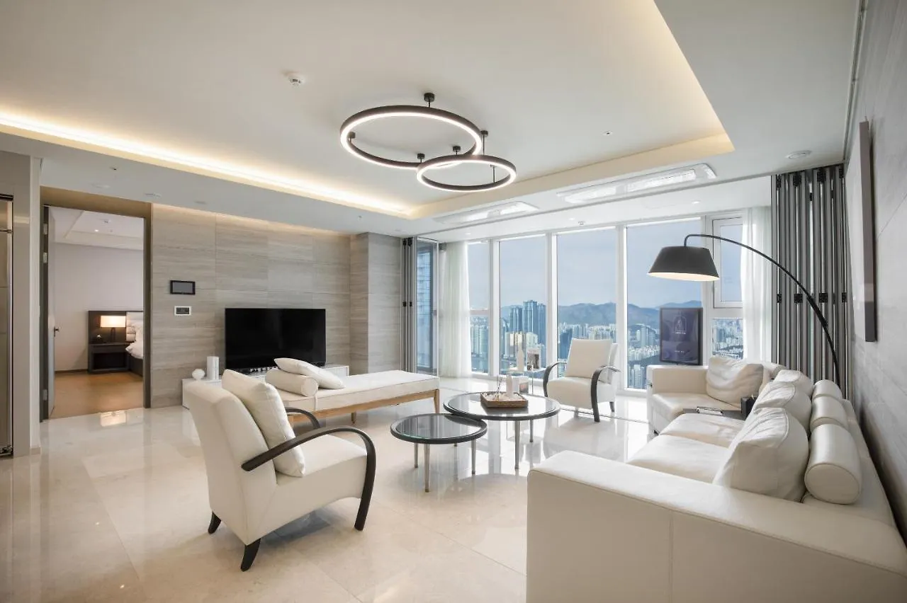 Lct Residence Y Collection Busan 0*,