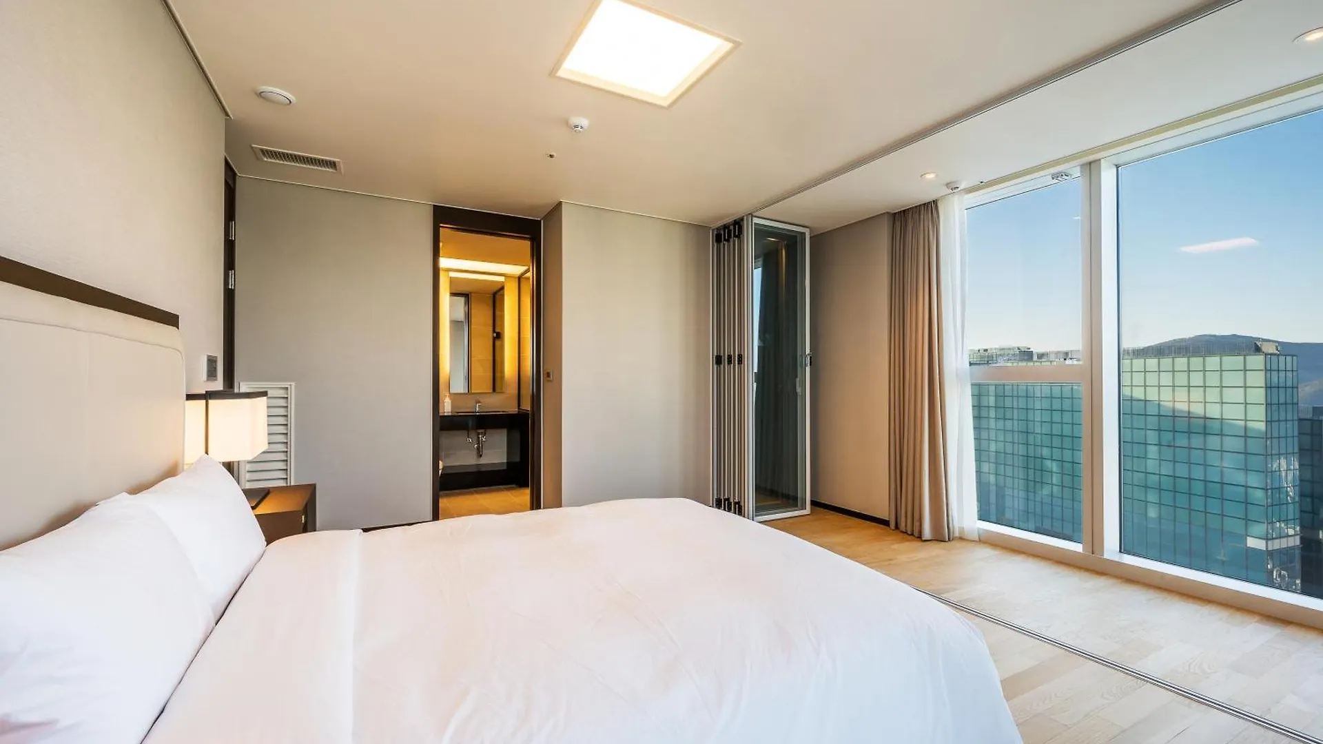 Lct Residence Y Collection Busan South Korea
